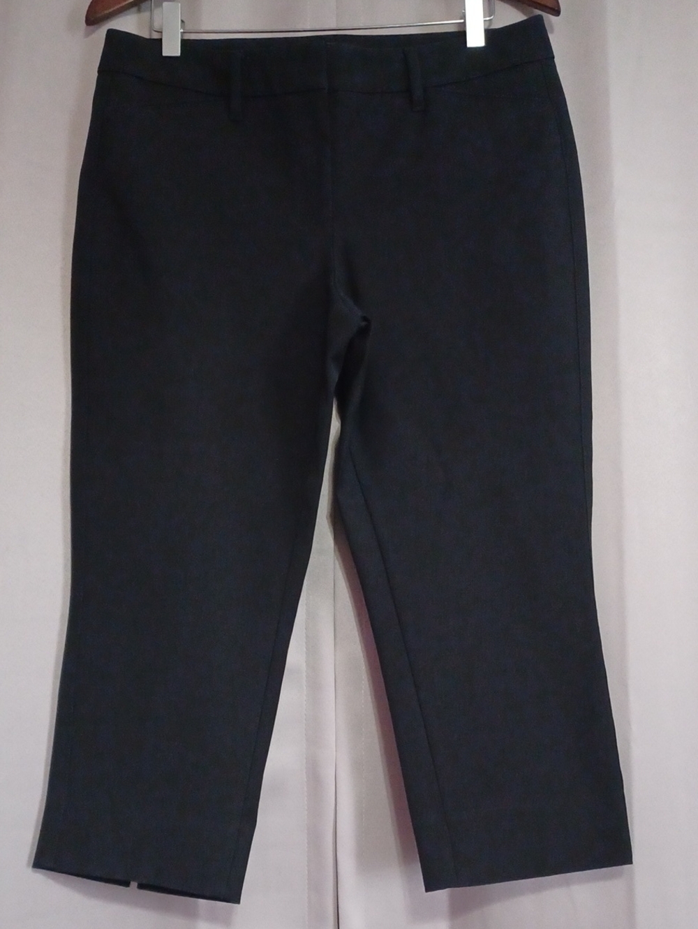 WHBM Pret-A-Pedi Black Straight Leg Crop Pant Size 10 High Rise Pockets Like New